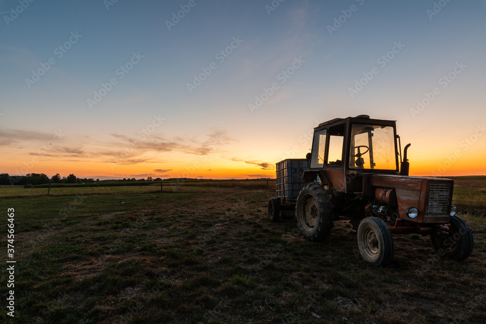Fototapeta premium Tractor