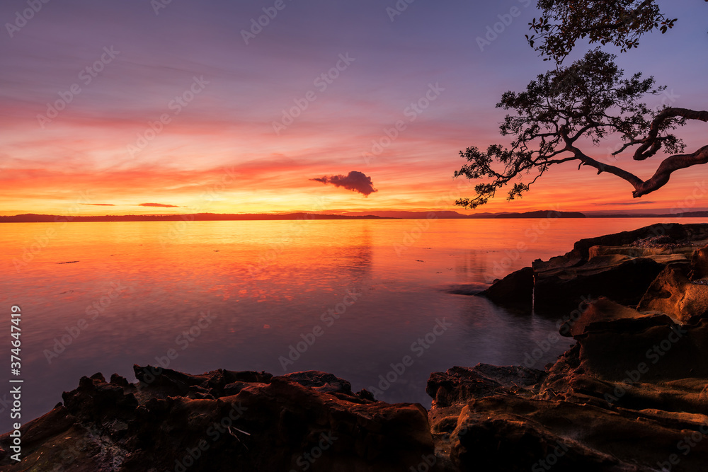 Fototapeta premium Sunset over Lake Macquarie, Australia