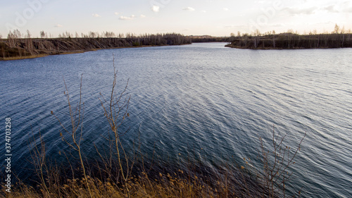 Fototapeta Naklejka Na Ścianę i Meble -  blue lake Konduki Russia