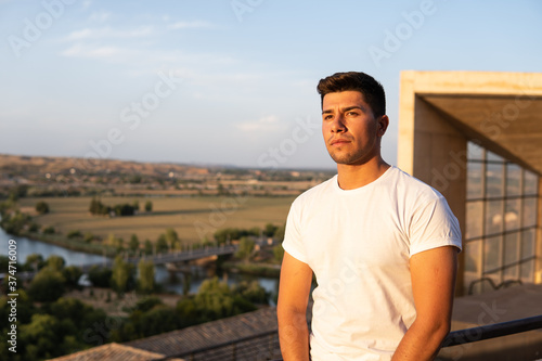 Εκτύπωση καμβά Boy with white shirt and brown hair