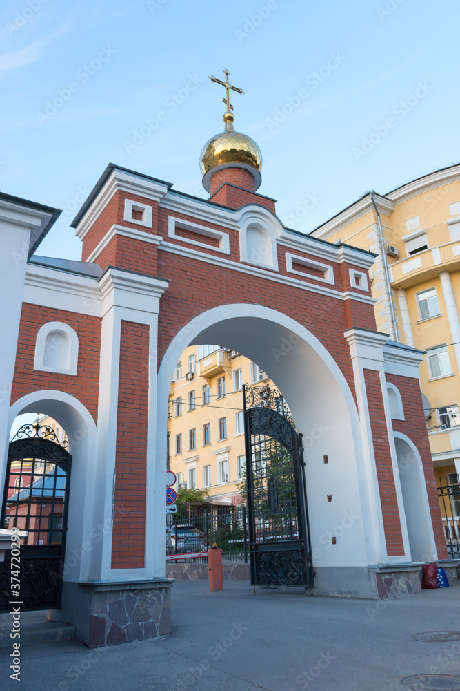 Obraz premium The building of the Iversky monastery in Samara