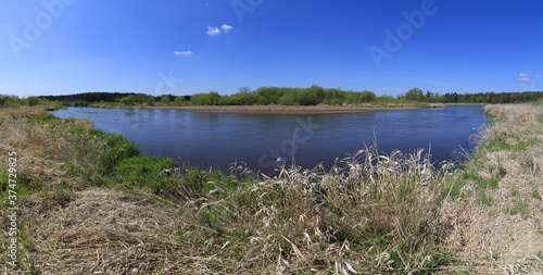 Obraz na płótnie Meander of the Liwiec river, Mazovia, Poland w salonie