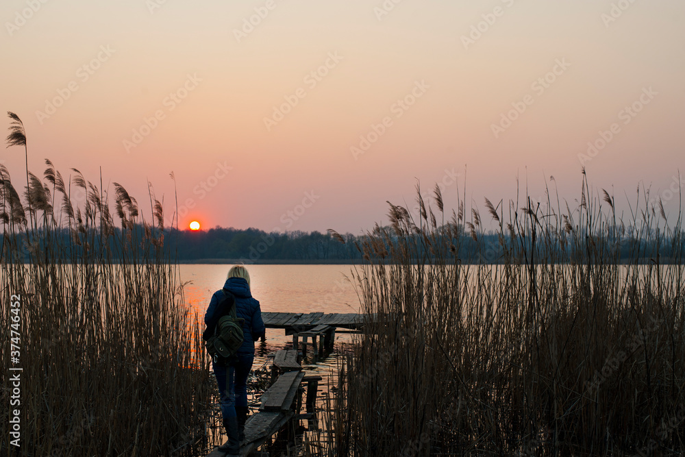 girl by the river back view tourism vacation sunset
girl by the river back view tourism vacation sunset