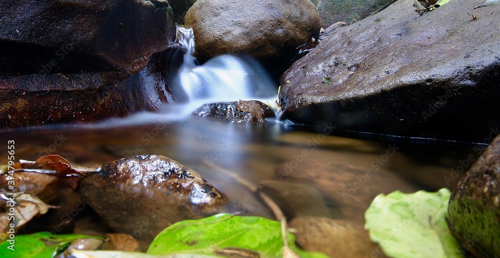 Fototapeta premium stream 