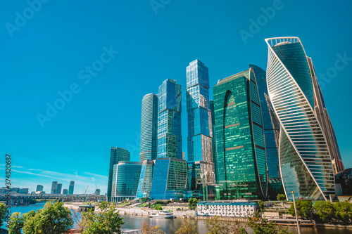 Canvas Print Modern glass skyscrapers in the business district of Moscow