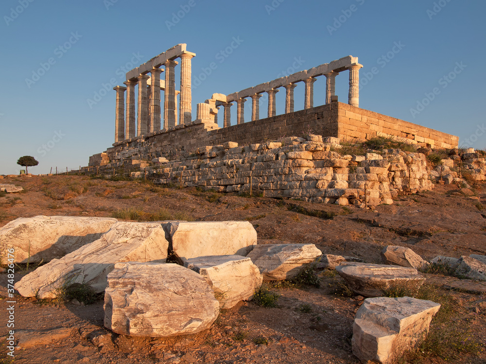 Fototapeta premium Poseidon Tempel am Kap Sounion, die südlichste Spitze Attikas. Griechenland