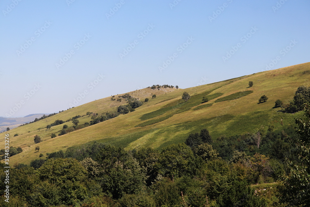 Naklejka premium view of the mountains