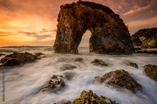 Canvastavla Choppy sea and a magnificent sunrise at Horsehead Rock Australia