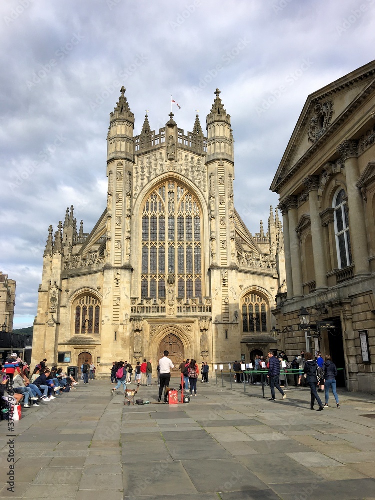 Fototapeta premium A view of the Cathedral in Bath