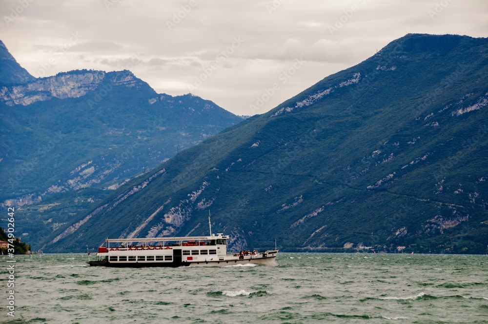 Fototapeta premium Gardasee-Limone-Italien