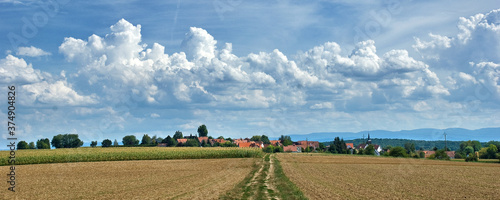 Hunspach, schönstes Dorf Frankreichs 2020, Panorama mit Feldern photo