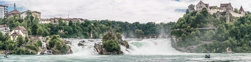 Foto Panorama of Rhine Falls