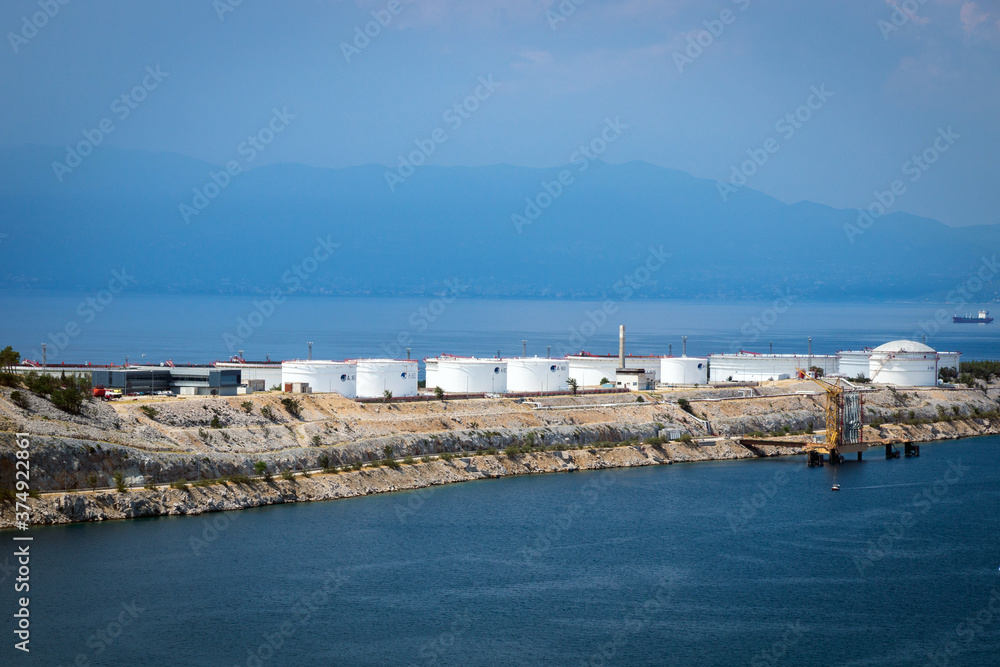 Oil storage  in a harbor terminal