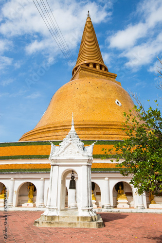 Phra Pathom Chedi, the tallest pagoda in Thailand