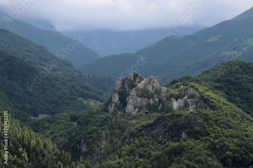 Views of the enchanting Valle Vermenagna.