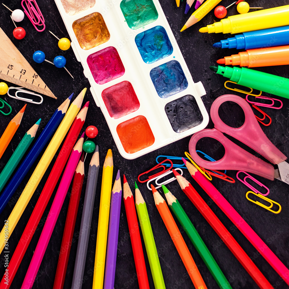 Naklejka premium Back to school concept Background. Copyspace. Top view.