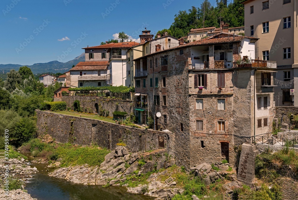 Die Altstadt von Castelnuovo di Garfagnana in der Toskana in Italien 