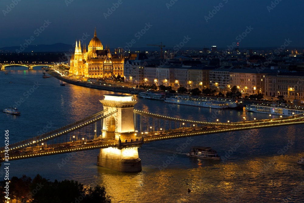 Fototapeta premium budapest by night