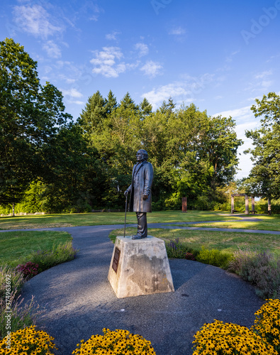 Obraz na płótnie Founding figure statue Fort Langley w salonie
