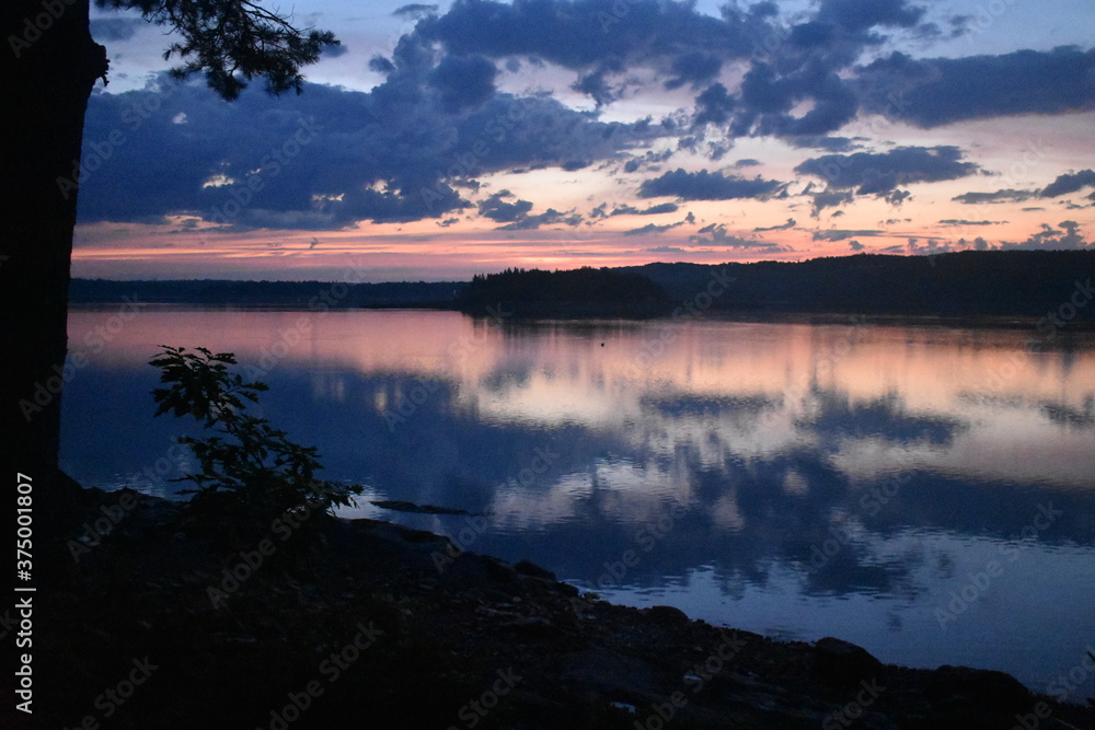 Fototapeta premium sunrise over the ocean
