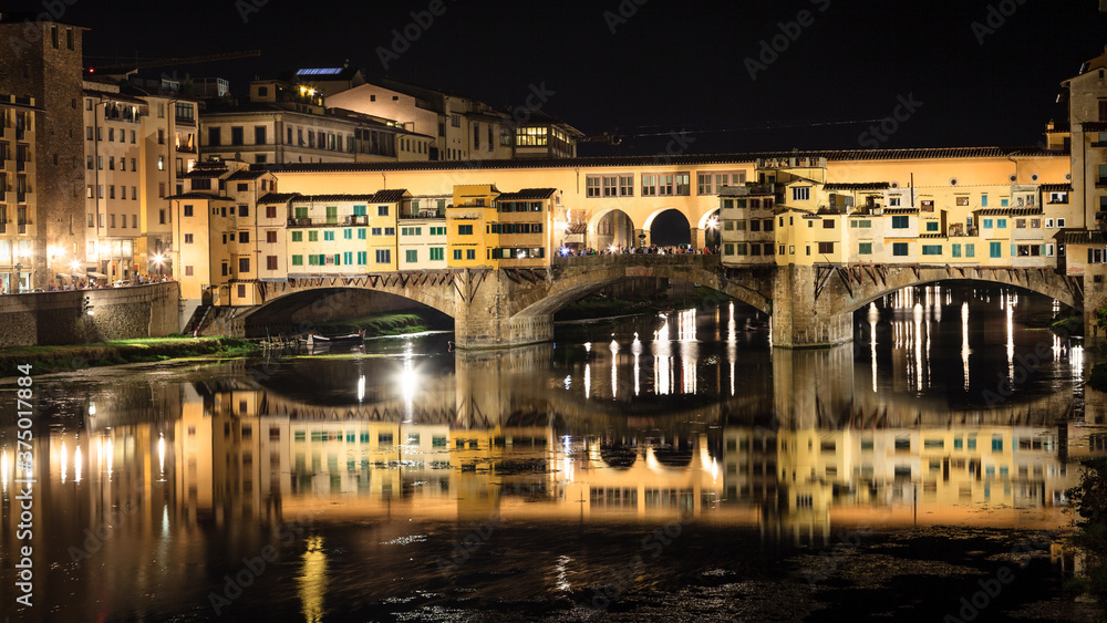 The Ponte Vecchio at night