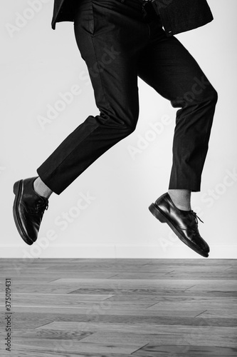 Canvas Print Solo dancing to swing music