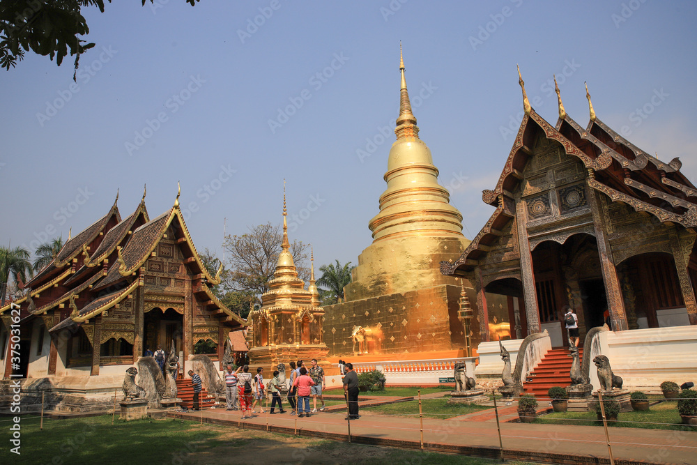 Naklejka premium Wat Phra Singh Chiang Mai Thailand
