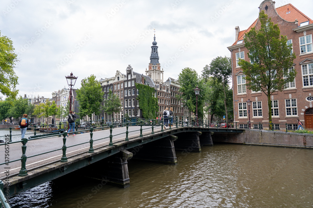 Naklejka premium Amsterdam Holland Niederlande Gouda Grachten