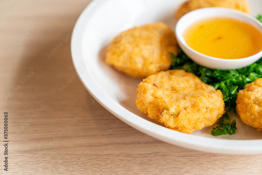 Deep fried shrimp cakes Deep fried shrimp cakes