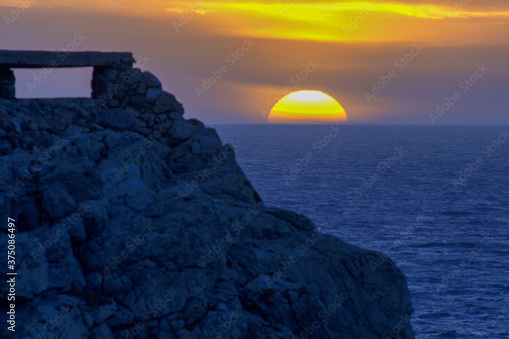 Puesta de sol. Punta Nati. Ciutadella. Menorca. Islas Baleares.España.