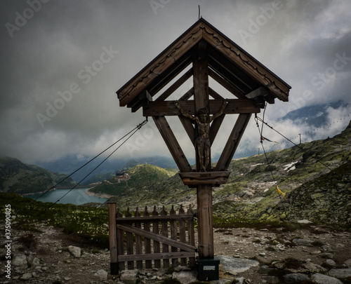 Scenic view on Weiss see near Enzingerboden, Austria, Europe. National park Hohe Tauern. Charming lake with amazing deep colorful water and glaciers above it. Favourite destination for holidays. photo