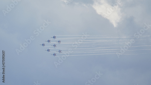 Photography Aerobatics from Russian Knights and Swifts