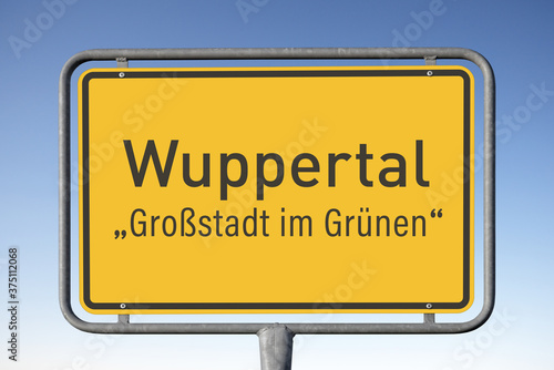 Ortstafel Wuppertal, „Großstadt im Grünen“ (Symbolbild) © hkama