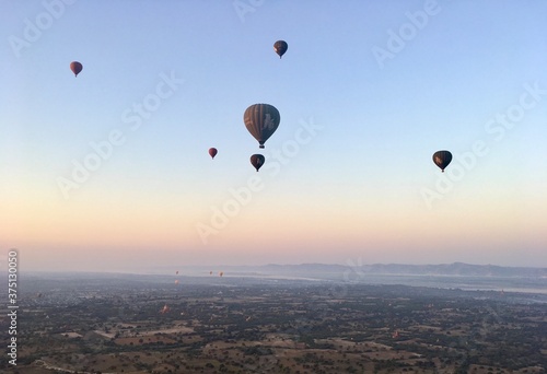 Sky of Balloons © Ida