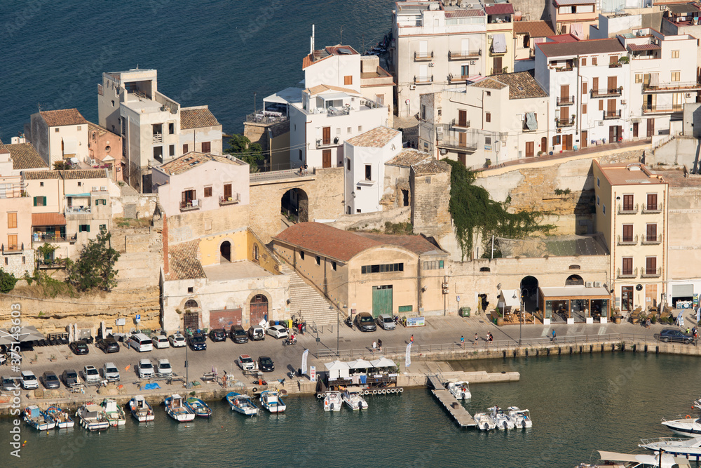 veduta aerea dell'antico borgo di Castellammare del Golfo
