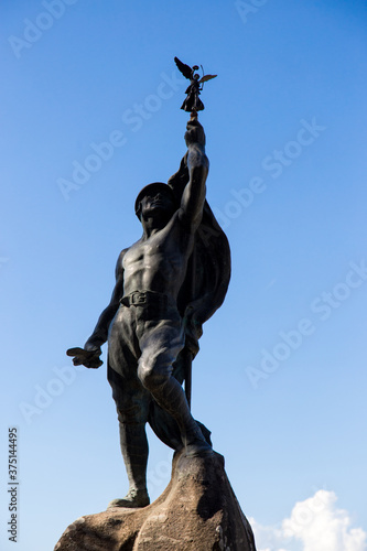 Monumento ai caduti della città di San Vito Romano.