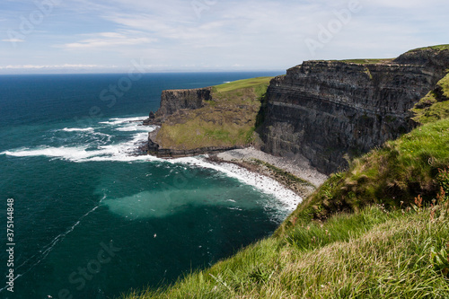Photo capture of a breathtaking natural nature landscape. Cliffs of moher, wild atlantic way. Ireland. Europe