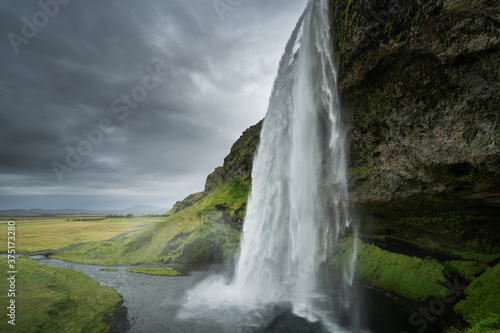 Fototapeta Naklejka Na Ścianę i Meble -  Seljalandsfoss waterfall in South Iceland. Beautiful nature landscape