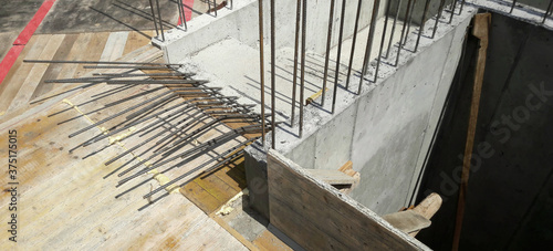 Cantiere edile - tutto pronto per il getto del cemento photo