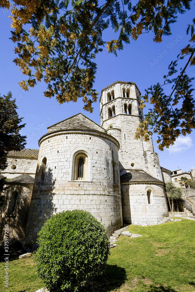 Monasterio de Sant Pere de Galligants (s.X - s.XII).Girona.España.