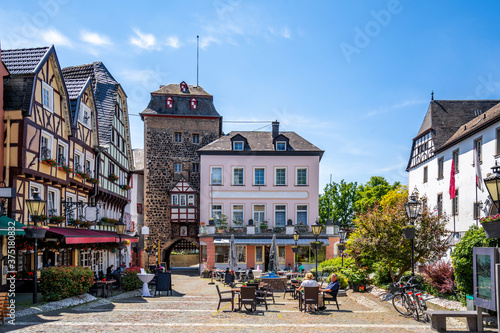 Obraz na plátně Burgplatz mit Stadttor, Linz am Rhein, Deutschland