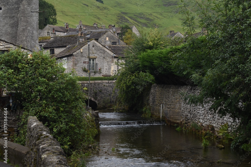 Pretty cottages in Castleton, a village in the Hope Valley region of the Peak District, UK