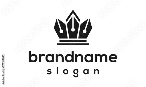 Simple crown logo design vector