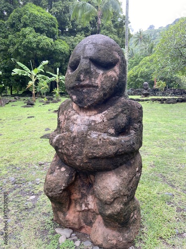 Tiki du Marae Arahurahu à Tahiti, Polynésie française