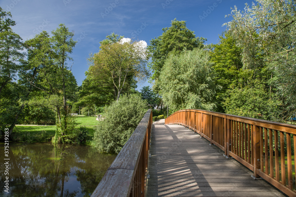 Bad Bevensen Kurpark Ilmenaubrücke Sommer sonnig Bad Bevensen Kurpark Ilmenaubrücke Sommer sonnig