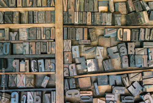letter blocks for typesetting
