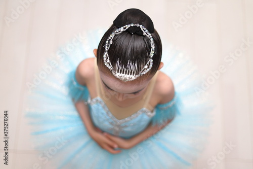 Wallpaper Mural 上から見たキッズバレリーナ Torontodigital.ca