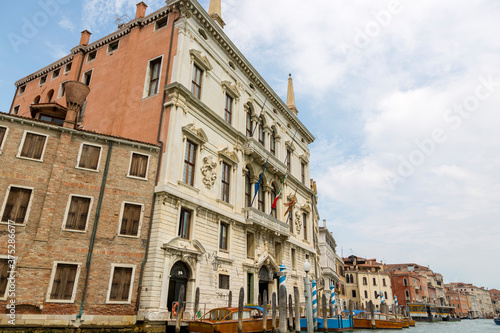Architecture and facade of buildings on the Grand Canal in Venice © i_valentin