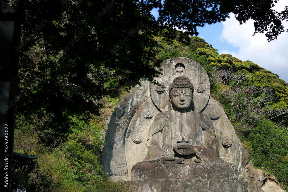 鋸山の日本一の大仏【国内・千葉】