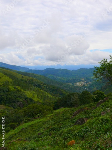 Indian subcontinent, Sri Lanka (Ceylon), mountain knuckles ranges © Giban